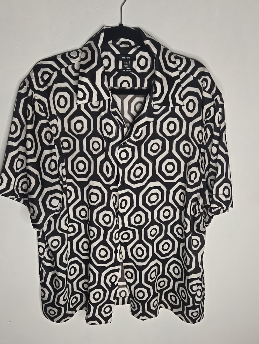 Reiss Black & White Octagon Print Short Sleeve Button-Down Shirt